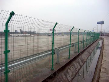 圈山护栏网价格，圈山围栏网生产厂家报价